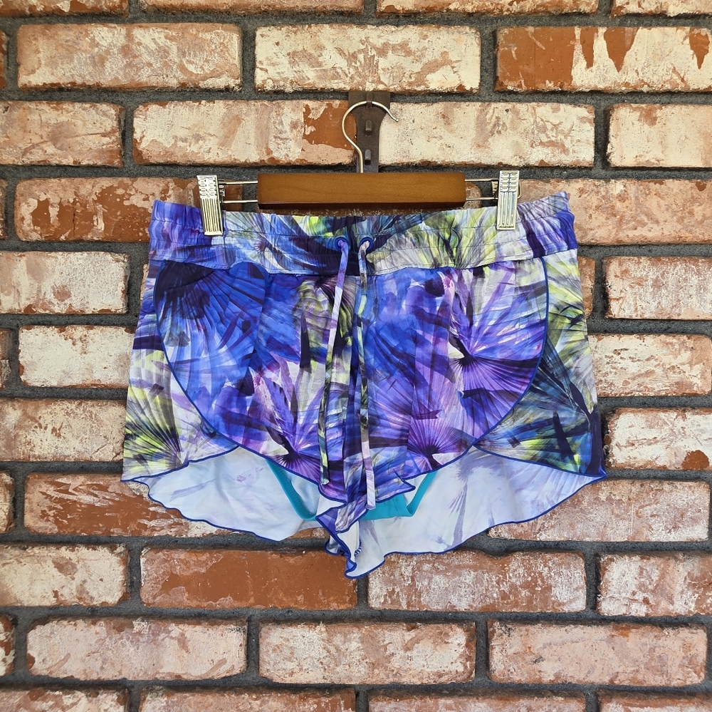 Athleta Women's Multicolor Athletic Shorts